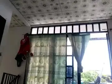 Chaturbate Live Sex of diamond_lucy83