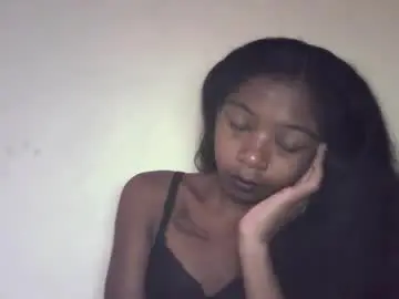 Chaturbate Free Live Porn of michou_69