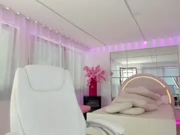 Chaturbate Free Live Porn of miss_diamond__
