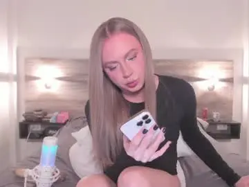 Chaturbate Live Sex Cam of alexashowcum