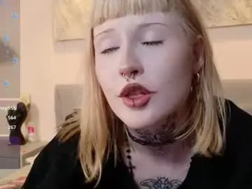 Chaturbate Live Sex Cam of aurora_radiance