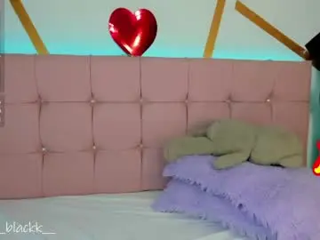 Chaturbate Live Sex of luna_blackk_