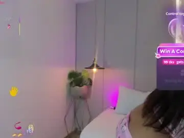 Chaturbate Nude Webcam of isabella_florez22