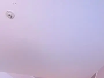 Chaturbate Live Sex Cam of salomee_mon