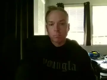 Chaturbate Watch Live Sex Cams of caligrown1154