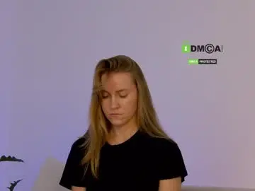 Chaturbate Live Sex Cam of sweetkira1
