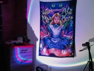Chaturbate Live Sex Cam of maliceinwonderland25