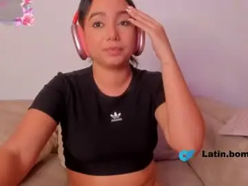 Chaturbate Free Porn Cam of cute_molly18