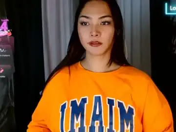 Chaturbate Live Sex Cam of violetasha