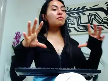 Chaturbate Free Porn Cam of samantha_vaker