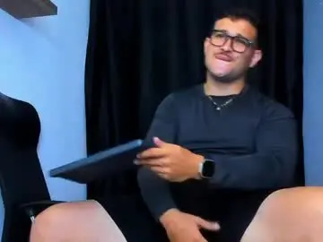 Chaturbate Adult Video Chat of andrewdiaz_
