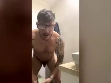 Chaturbate Nude Webcam of diggiller13