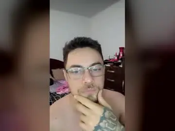 Chaturbate Live Sex Cam of branquinhohot19