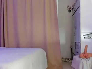 Chaturbate Live Sex Cam of mari_sweeet