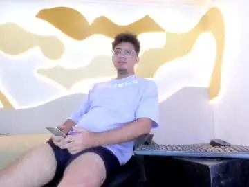 Chaturbate Sex Cam of zeustrys