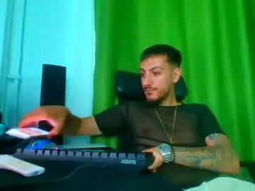 Chaturbate Watch Live Sex Cams of romaniamaster1