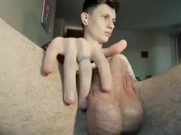 Chaturbate Live Sex of kevin_hornyyy