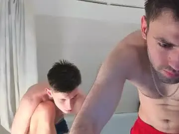 Chaturbate Live Sex Cam of kevin_hornyyy