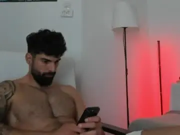 Chaturbate Watch Live Sex Cams of cuteeboy
