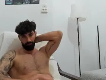 Chaturbate Live Porn of cuteeboy