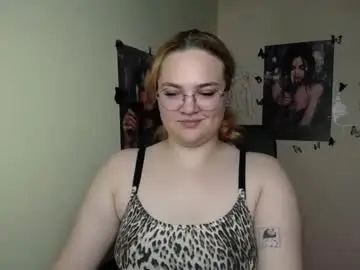 Chaturbate Best live sex cam show of redhotqueen1
