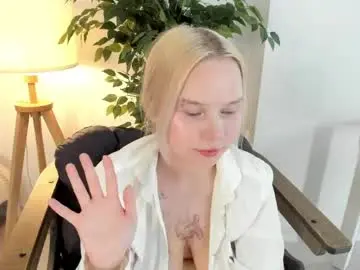 Chaturbate Nude Webcam of shy_nikka_4you