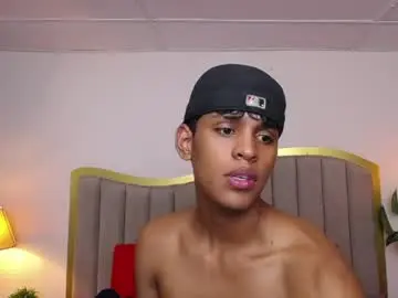 Chaturbate Sex Cam of jhos_padill