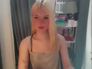 Chaturbate Sex Cam of yourlovekylie