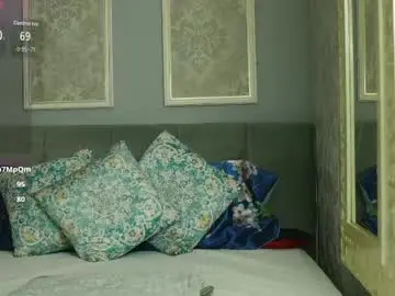 Chaturbate Best live sex cam show of sabrinna_sky