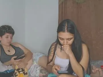 Chaturbate Live Sex Cam of kammy_cami