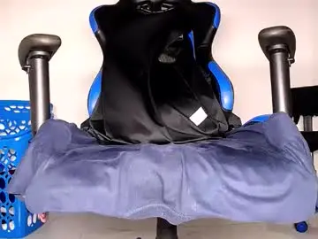 Chaturbate Adult Webcam of max_jones2