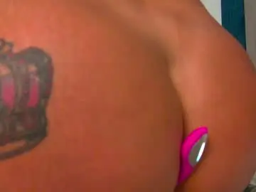 Chaturbate Live Sex of poison_milf_