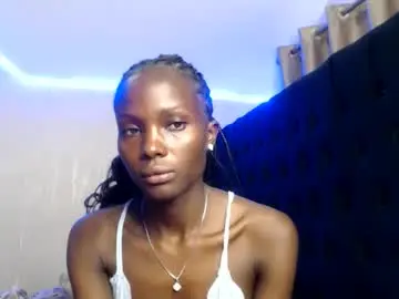 Chaturbate Free Porn Cam of essy_hero