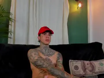 Chaturbate Best live sex cam show of aron_ford