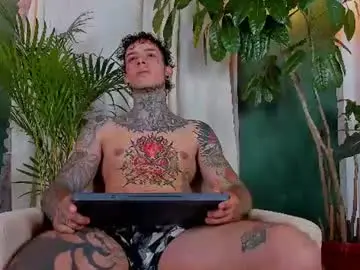 Chaturbate Adult Webcams of aron_ford