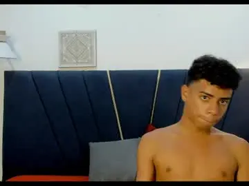 Chaturbate Free Porn Cam of alexx_cum18