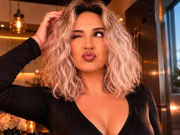 Imlive Adult Video Chat of LaylaBlake