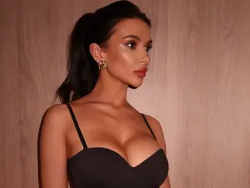 Livejasmin Sex Cam of Raisa