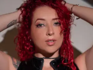Myfreecams Adult Webcams of RoxanneStorms