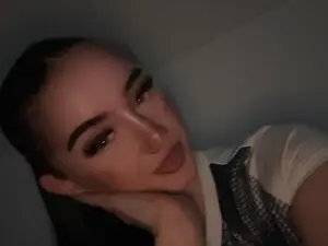 Myfreecams Nude Webcam of blackpeaarl