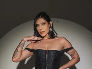 Myfreecams Sex Cam of SarahYates