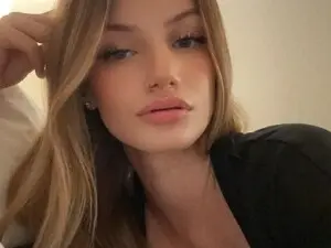 Myfreecams Live Sex of ShawnaSweets0