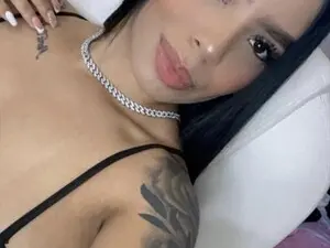 Myfreecams Live Sex Cam of Ivanna_Adams
