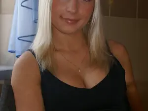 Myfreecams Sex Cam of Hellollooll