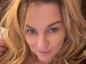Myfreecams Live Porn of BustyKay28