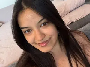 Myfreecams Adult Video Chat of BellaWave