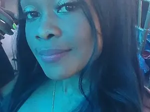 Myfreecams Watch Live Sex Cams of Alexia_Bonet