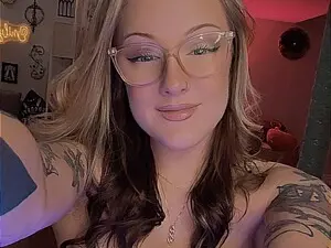 Myfreecams Nude Webcam of EmilyTokes