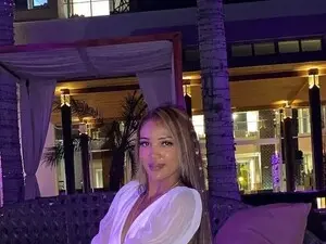 Myfreecams Private Sex Chat of GiuliaCash