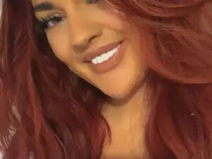 Myfreecams Nude Webcam of Hotredhead